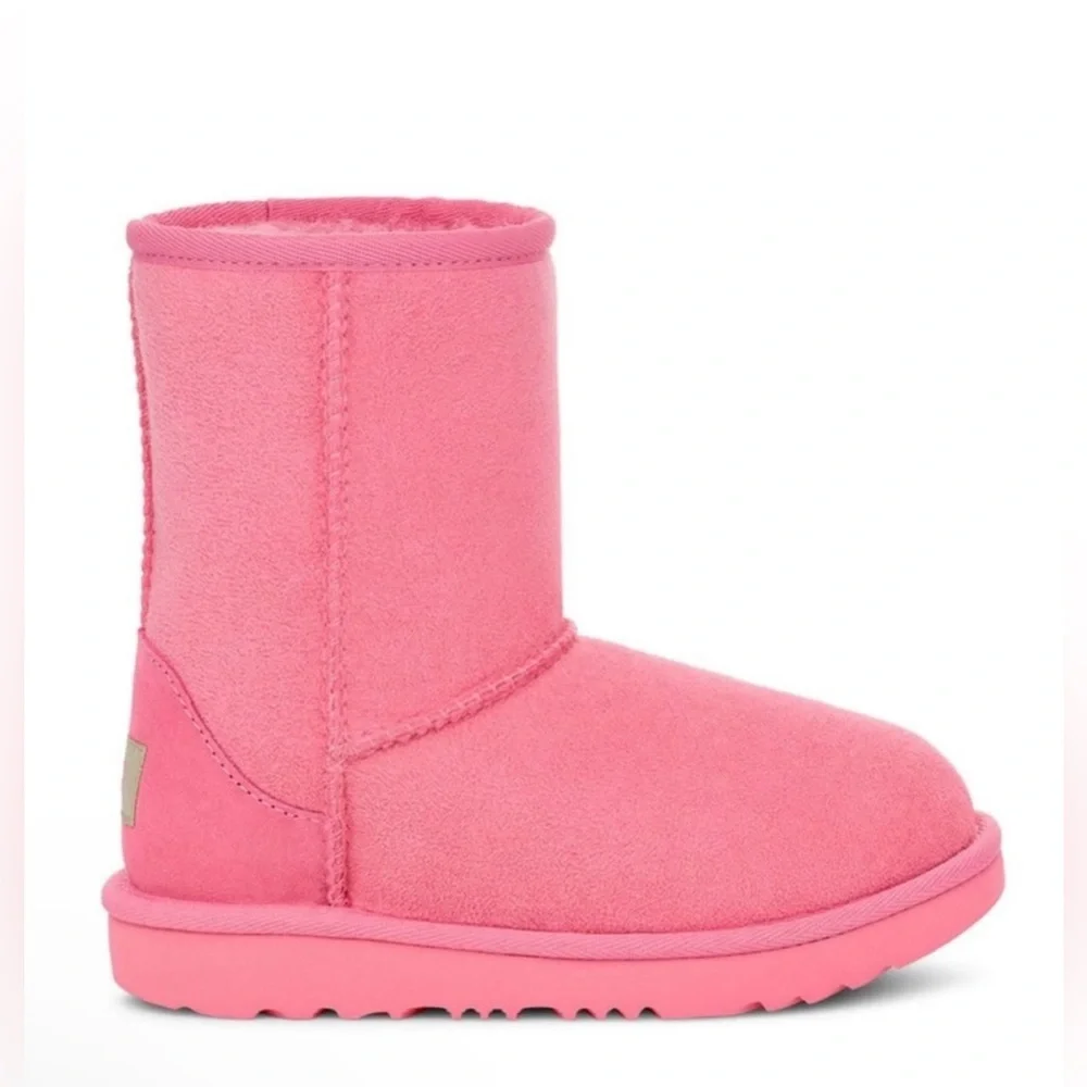UGG classic ii